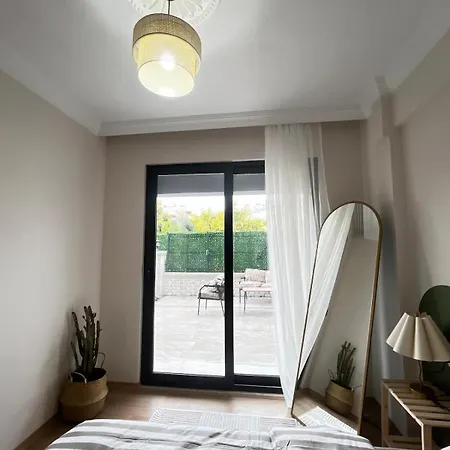 New With Garden For 4 Appartamento Fethiye